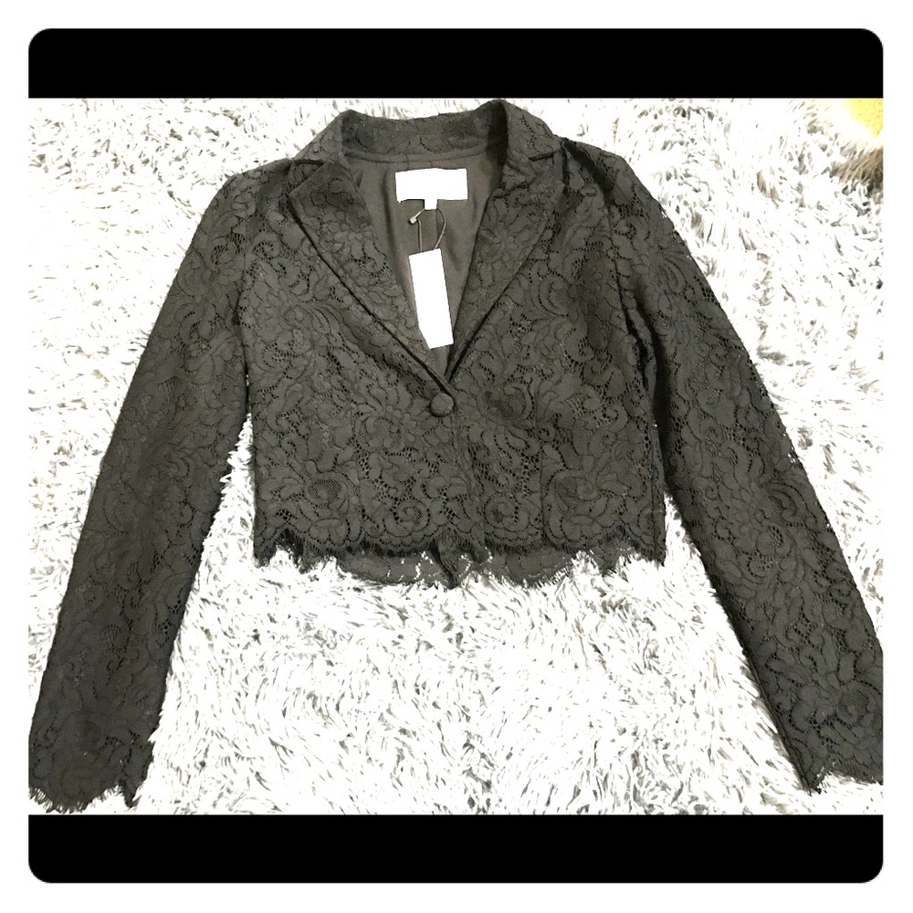 NWT cupcakes and cashmere lace blazer